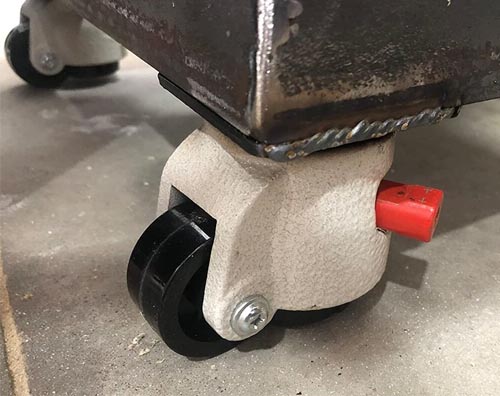 Ratcheting leveling castors.jpg